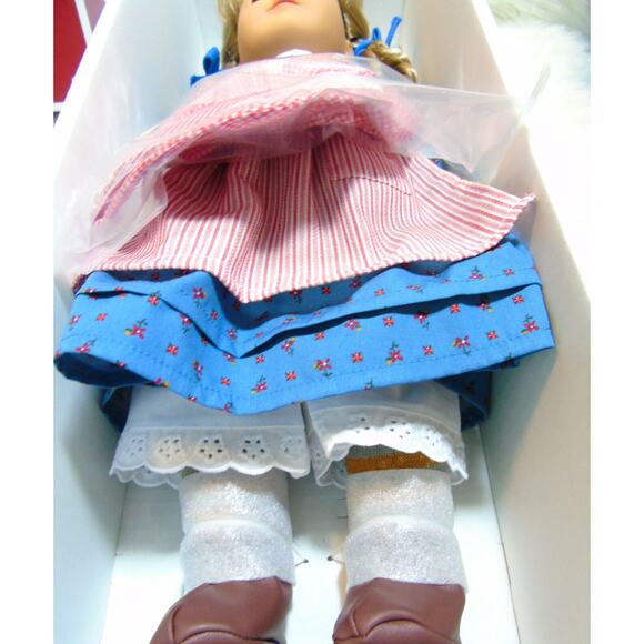 NEW American Girl KIRSTEN DOLL + Swedish MEET OUTFIT Book Necklace Spoon 35th Yr - Picture 7 of 12